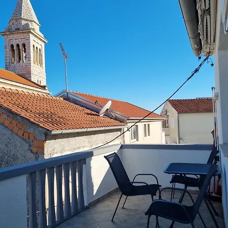 Apartmani Bada Pakostane Exterior photo