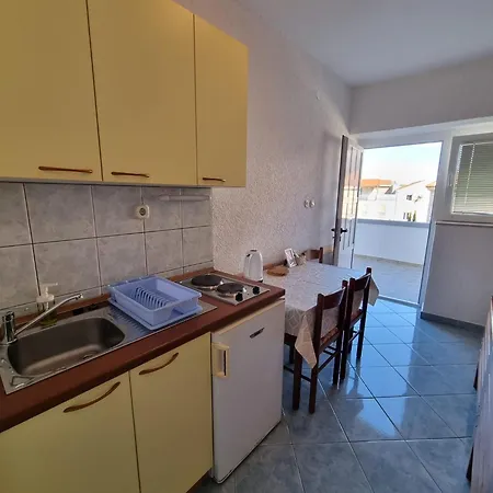 Apartmani Bada Pakostane Exterior photo