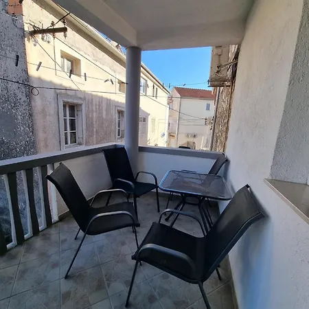 Apartmani Bada Pakostane Exterior photo