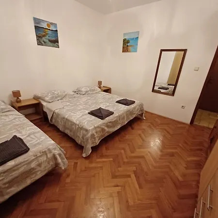 Apartmani Bada Pakostane Exterior photo