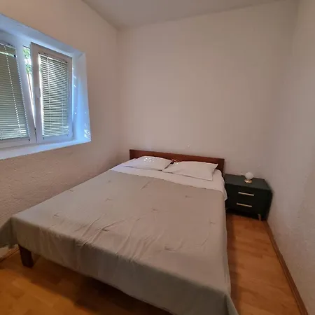 Apartmani Bada Pakostane Exterior photo