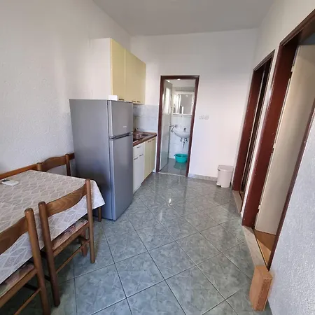 Apartmani Bada Pakostane Exterior photo