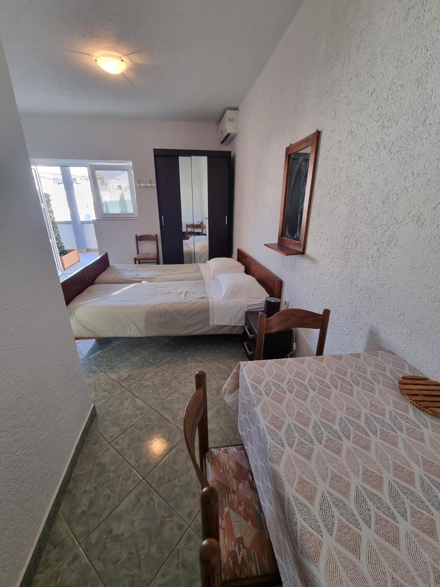 Apartment Bada Pakostane
